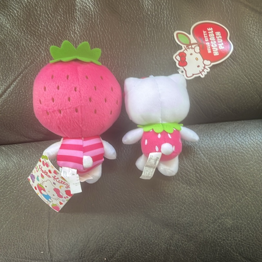 Cute hello kitty stuffed animals in strawberry outfits - Picture 4 of 7